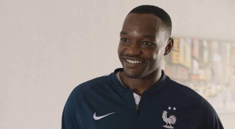 steeve mandanda l'om joueur football orange equipe de france publicité spot en mode ballon la prod du sud production executive